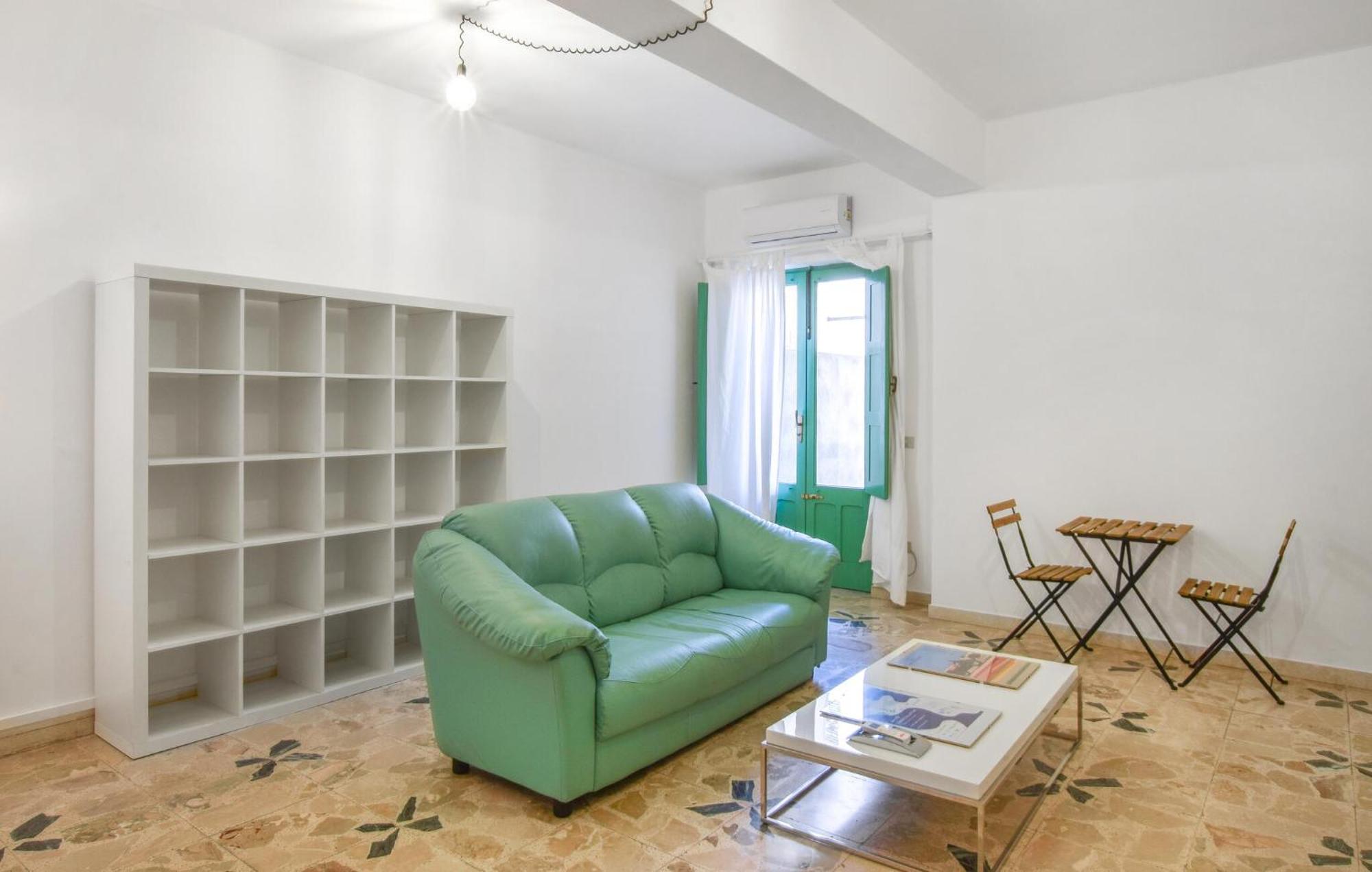 2 Bedroom Cozy Apartment In San Ferdinando Exterior photo